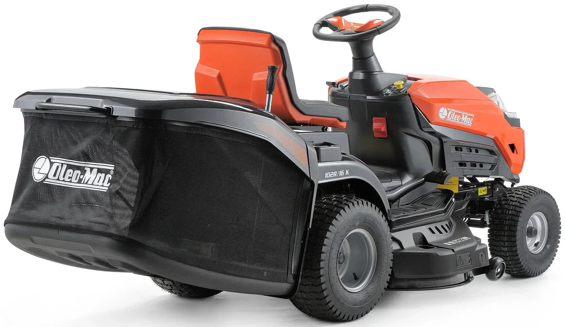 Oleo-Mac OM102R/16K Comfort 102cm Hydrostatic Rear Collection Lawn Tractor
