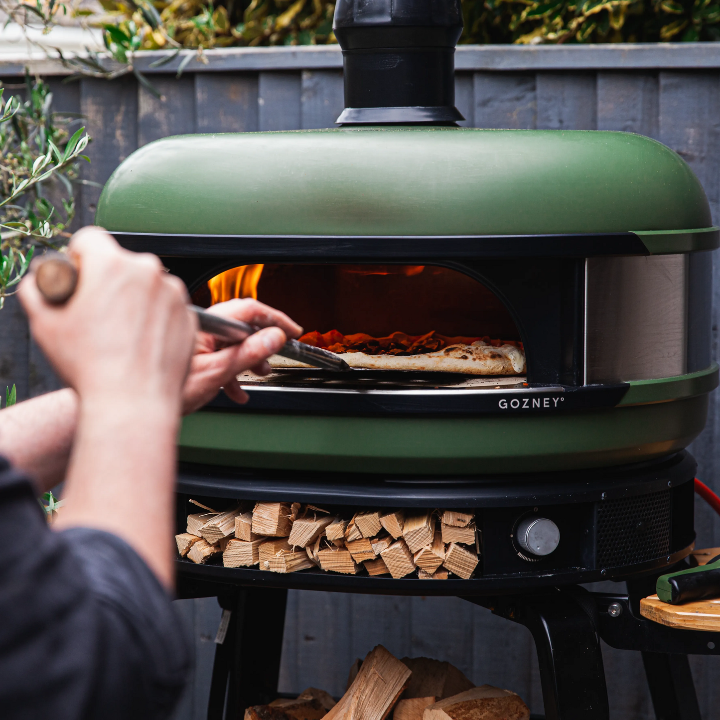GRILLDEN™ gozney dome green outdoor dual fuel pizza oven