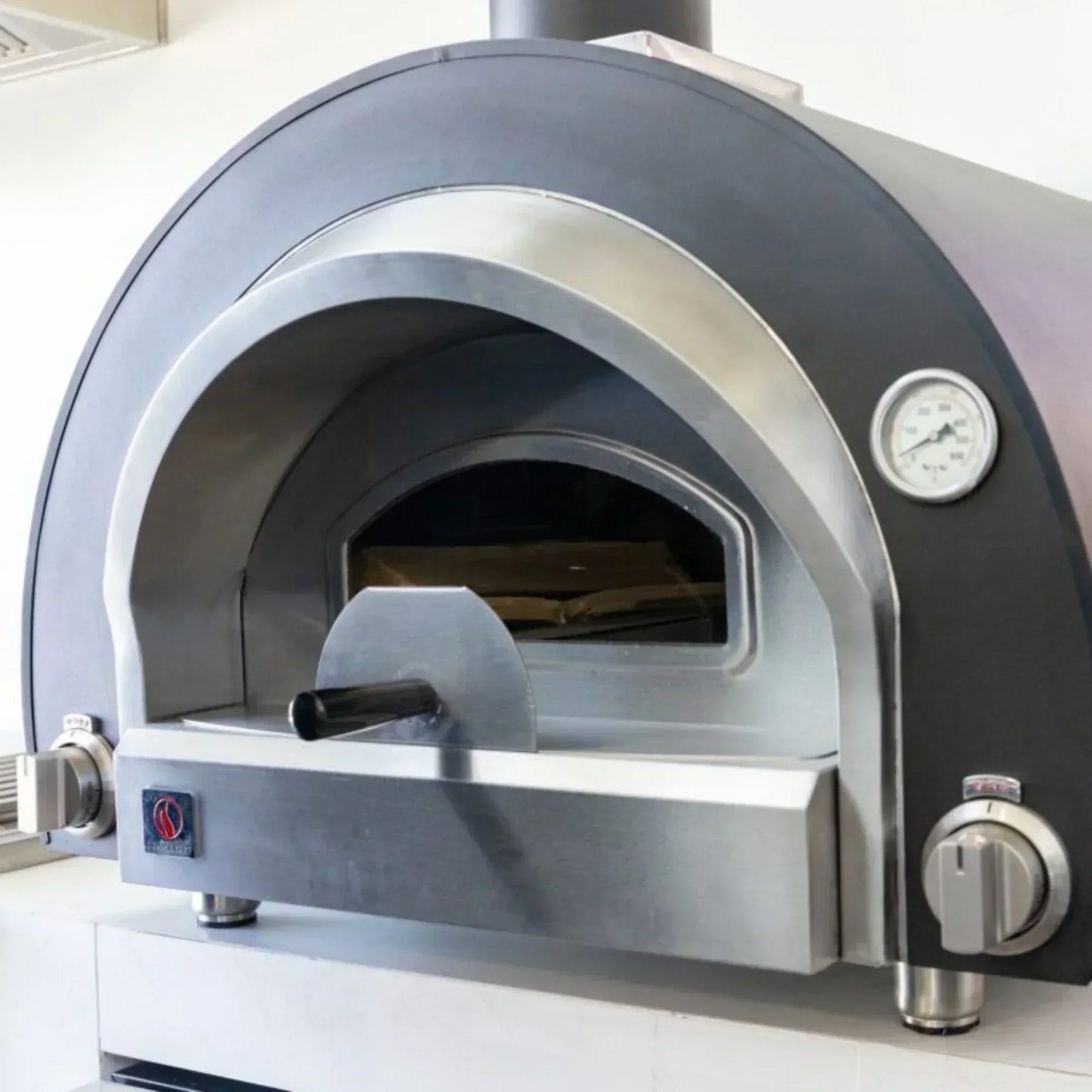 GRILLDEN™ summerset hybrid outdoor pizza oven